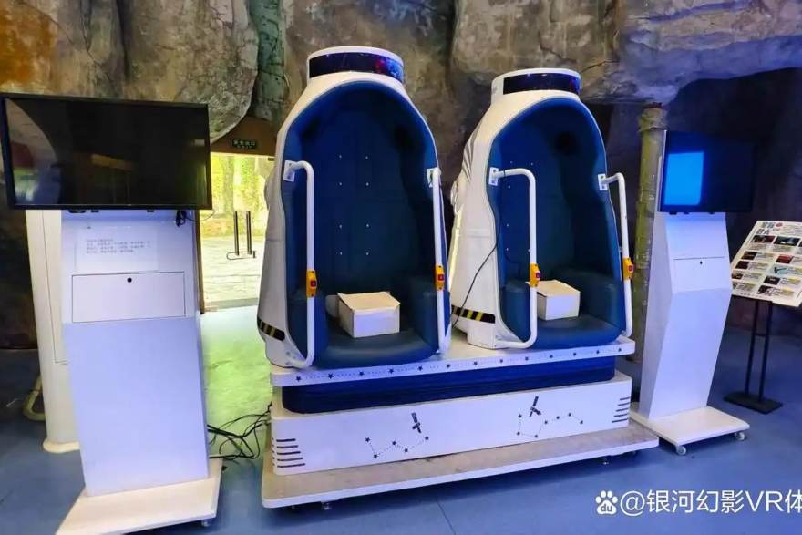 火博体育 看台边的记录者：三位跟队编辑眼中的赛前阵容与控球故事